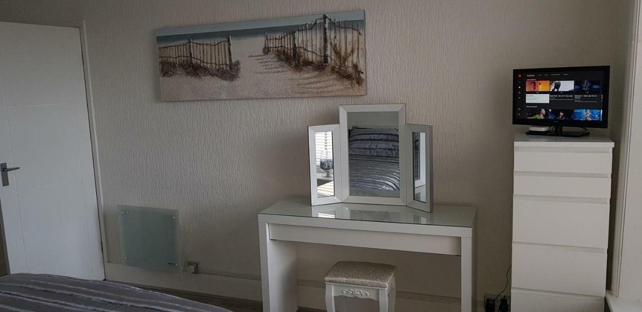 Harbour View Appartement Rhôs-on-Sea Buitenkant foto